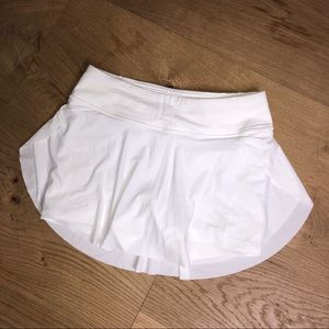 LULULEMON QUICK PACE SKIRT